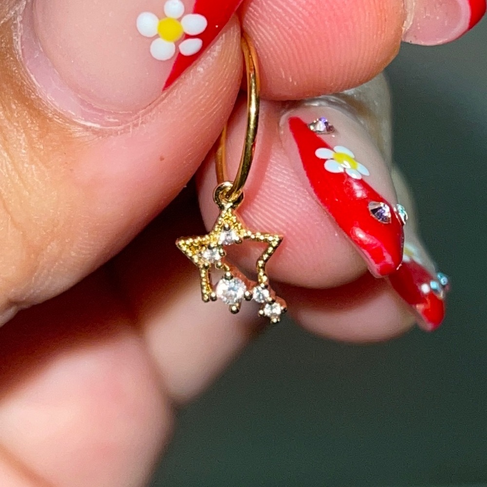 Star fake piercing